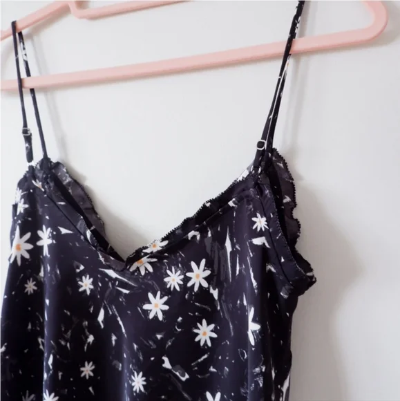 Wilfred Ruffle Camisole - Picture 6 of 6